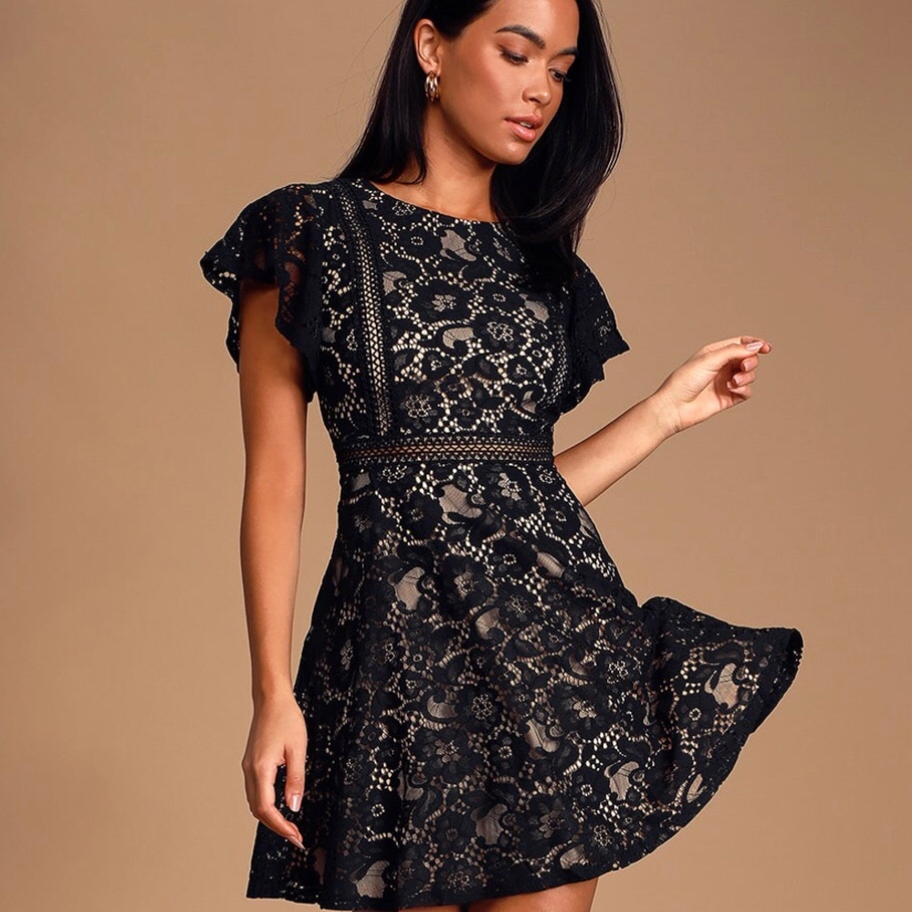 Lulu’s Lace Skater Dress